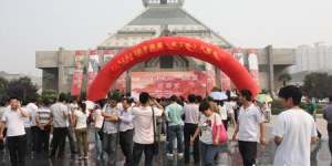 米文杰山水画大展绽放中原（图文）
