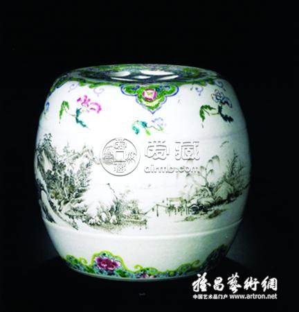 清雍正 粉彩花卉纹通景墨彩[山水高士]图鼓墩式迎手 来源：香港苏富比 1995