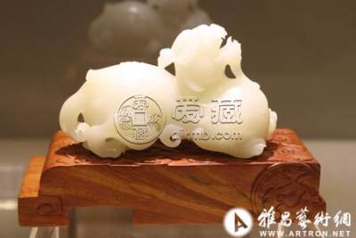 《貔貅》 吴金兴 新疆和田籽料 12cm×5.6cm×7.2cm