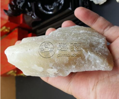 且末玉价格 且末玉多少钱