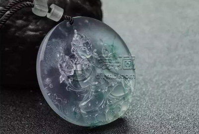 水种翡翠价格 水种翡翠多少钱