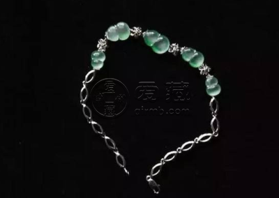 手链翡翠有哪些不同的款式 价格如何