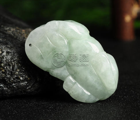 缅甸天然翡翠的价格 如何挑选