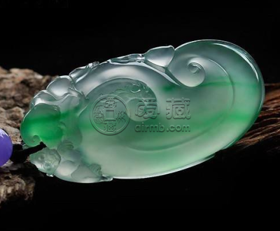 如何简单鉴别翡翠 新手鉴别翡翠的方法