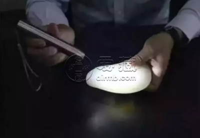 照玉石强光手电筒 如何正确用手电筒鉴定玉石