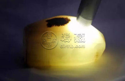 照玉石强光手电筒 如何正确用手电筒鉴定玉石
