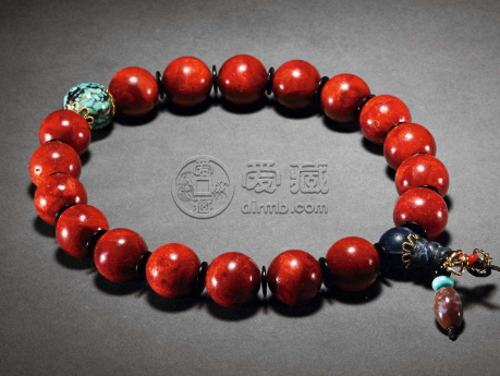 珊瑚手串如何搭配，珊瑚手串多少颗有讲究