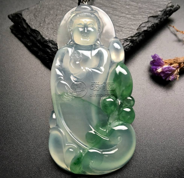 翡翠飘绿是什么意思 飘绿的翡翠好不好
