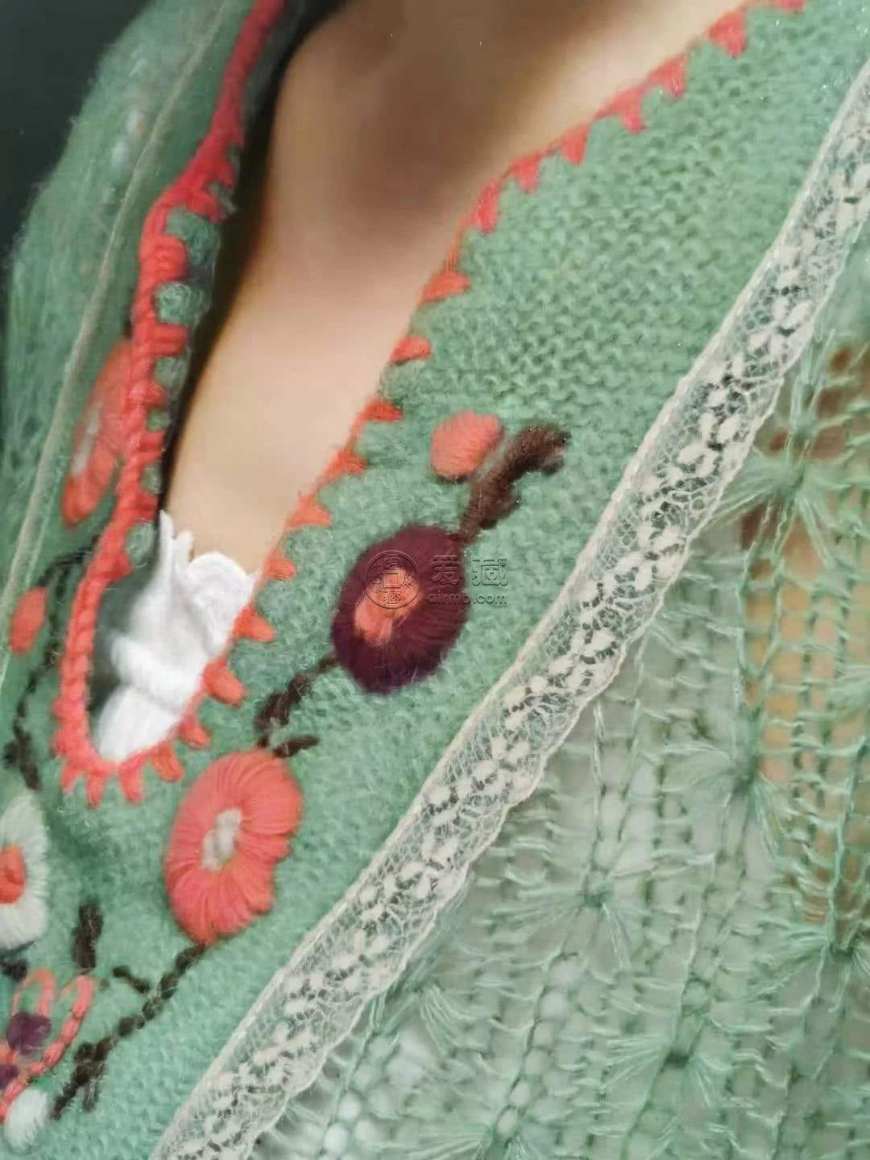 冷军油画拍卖纪录是多少钱？冷军油画作品《小姜》欣赏
