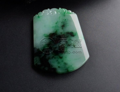 什么是翡翠的廯 翡翠带藓手镯可以要吗