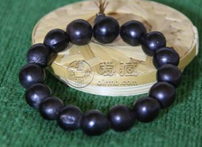 陀罗尼子手串有什么好处，陀罗尼子手串的功效与作用