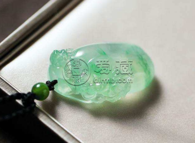 翠丝种翡翠好吗 翠丝种翡翠图片