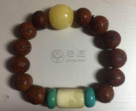 盘了40年凤眼<a href='http://www.airmb.com/yushi/201707/54146.html' target='_blank'><u>菩提子</u></a>   凤眼菩提怎么盘玩