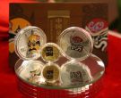 京剧脸谱彩色金银币最新价格   2010年京剧脸谱彩色金银币价格