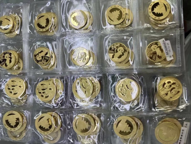 熊猫金币价格   熊猫金币投资与收藏建议