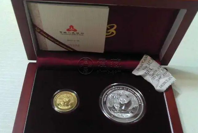 2012年熊貓金幣回收價(jià)目表 2012年熊貓金幣市場(chǎng)價(jià)