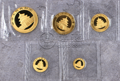 2004年熊猫金币回收价目表  2004年熊猫金币回收价格