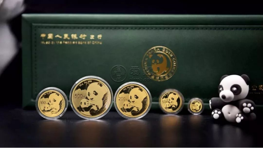 2019年熊貓金幣套裝現(xiàn)在市場價(jià)    熊貓金幣五大優(yōu)勢
