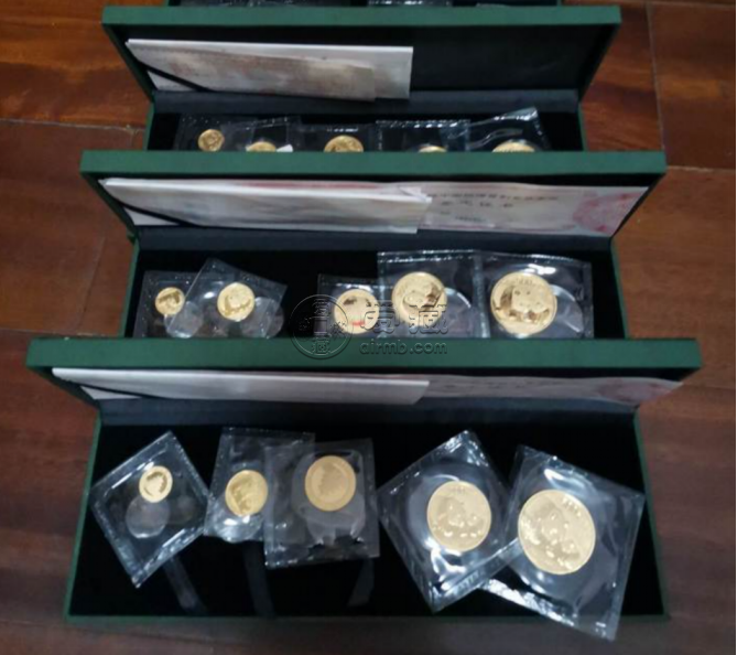 熊貓金幣一套回收價(jià)目表    熊貓金幣適宜投資