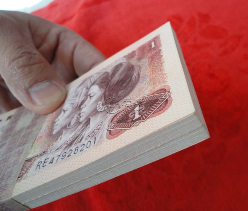 红一元价格第二套人民币1953年红一元值多少钱