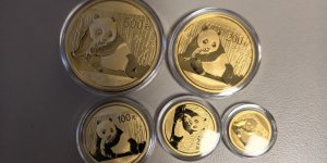 2015年熊猫金币价格  2015年熊猫金币收藏价值