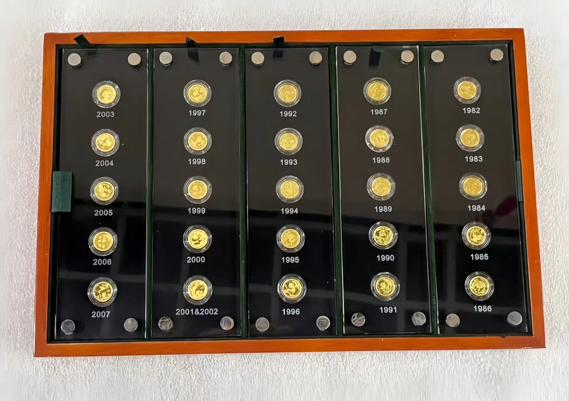 文山州熊猫金币价格 文山州熊猫金币回收渠道