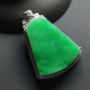 糯种阳绿无事牌翡翠吊坠
