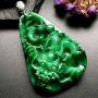 满色龙牌翡翠吊坠 色泽艳丽尺寸: 47-33-9mm