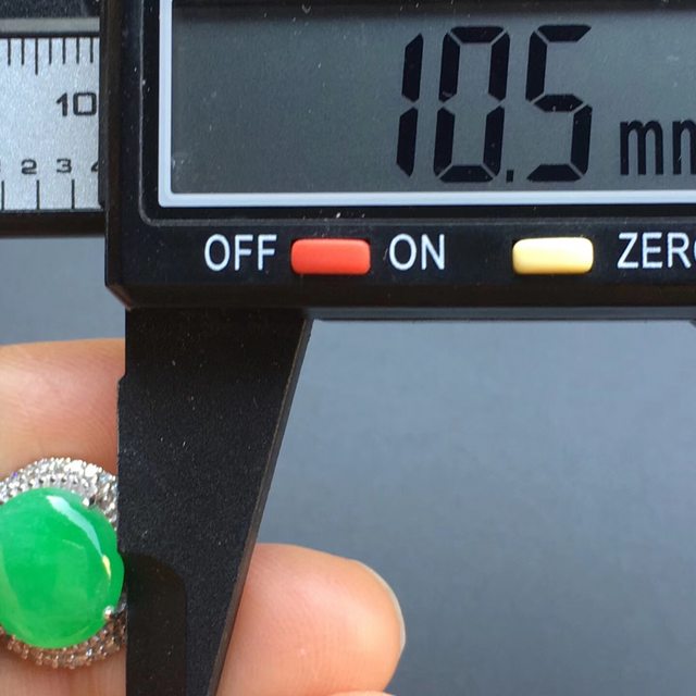 冰种阳绿 缅甸天然翡翠戒指大小11.5*10.5*4mm图7