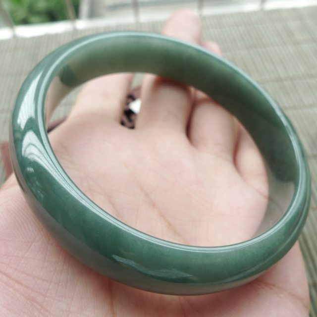 A货翡翠手镯 油青种满绿正装手镯60.3mm图8