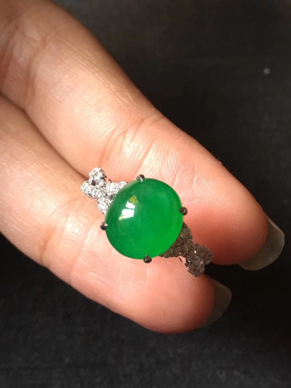 冰種艷陽綠 緬甸天然翡翠戒指 正陽綠起光色標蛋面