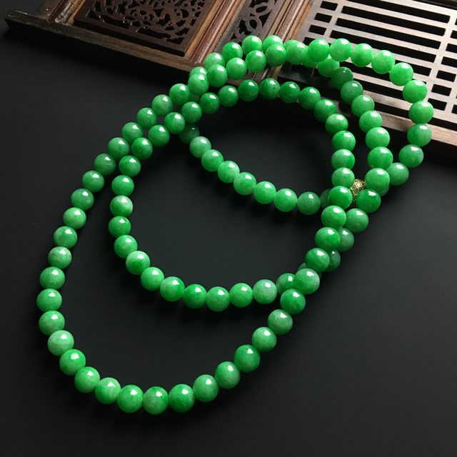 阳绿天然翡翠佛珠项链 直径7毫米图1