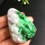 阳绿生肖翡翠吊坠 尺寸50.3*35.3*7.6mm