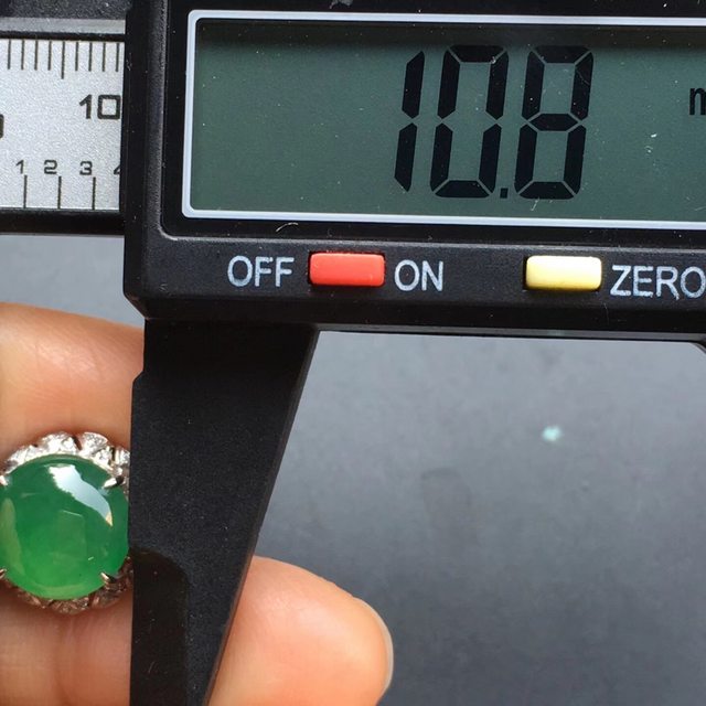 10.7*10.8*4mm冰种满绿 缅甸天然翡翠戒指图7