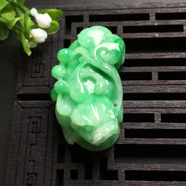 陽綠貔貅 翡翠吊墜 尺寸39.0*21.2*14.6mm圖3