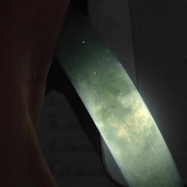 冰油绿天然翡翠平安镯 正圈尺寸:57.5/12.3/8mm55.9g图8