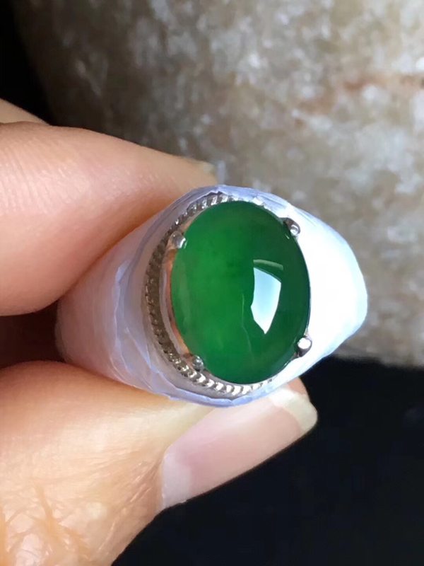 老坑冰种 阳绿色铜托 缅甸天然翡翠戒指11.7-9.5-4mm图2