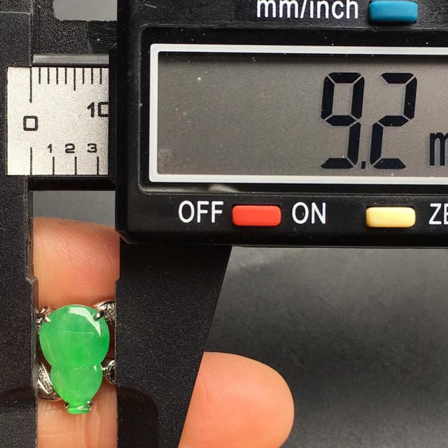 13*9.2*3mm冰种阳绿葫芦 缅甸天然翡翠戒指图6