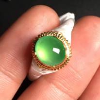 9.3-8.2-4毫米高冰阳绿 缅甸天然翡翠戒指