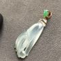 冰种飘花翡翠吊坠 大小：32.3*13.8*4.6mm