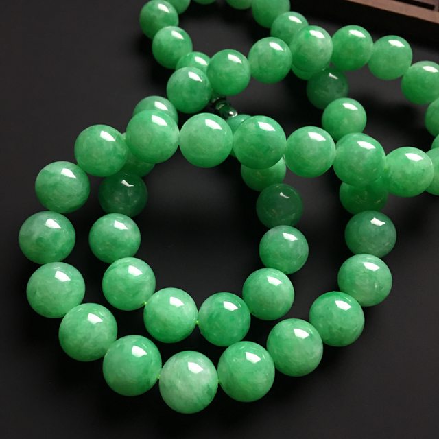 冰种满绿翡翠佛珠项链 直径10.5mm图8