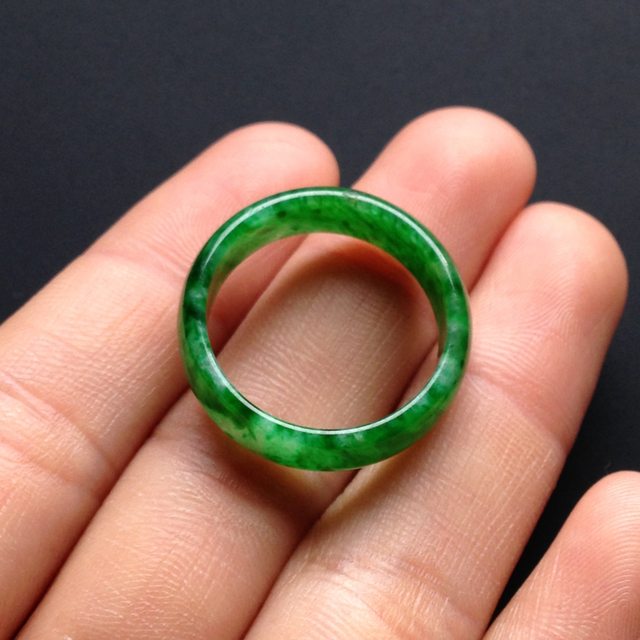细糯种阳绿指环23-6-2.5毫米图4