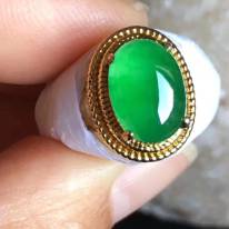 老坑冰种 艳阳绿色 翡翠戒指10.7-7.7-5mm