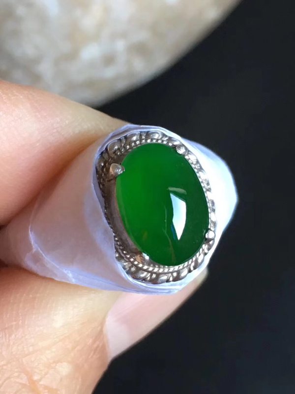 老坑冰種 辣綠色 緬甸天然翡翠戒指