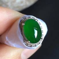 老坑冰种 辣绿色 缅甸天然翡翠戒指