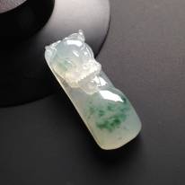 冰种飘花翡翠吊坠 尺寸40-14-10毫米