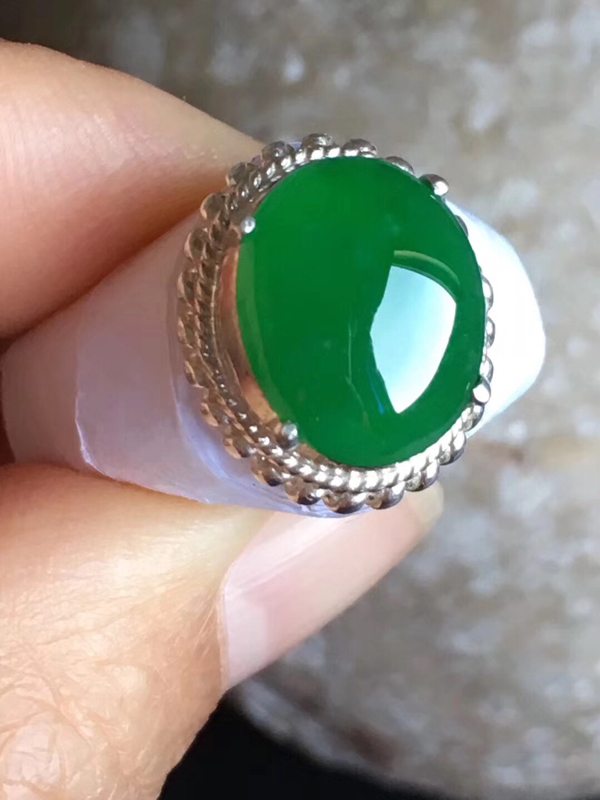 12.5-10.3-4寸老坑冰種辣陽綠色 緬甸天然翡翠戒指