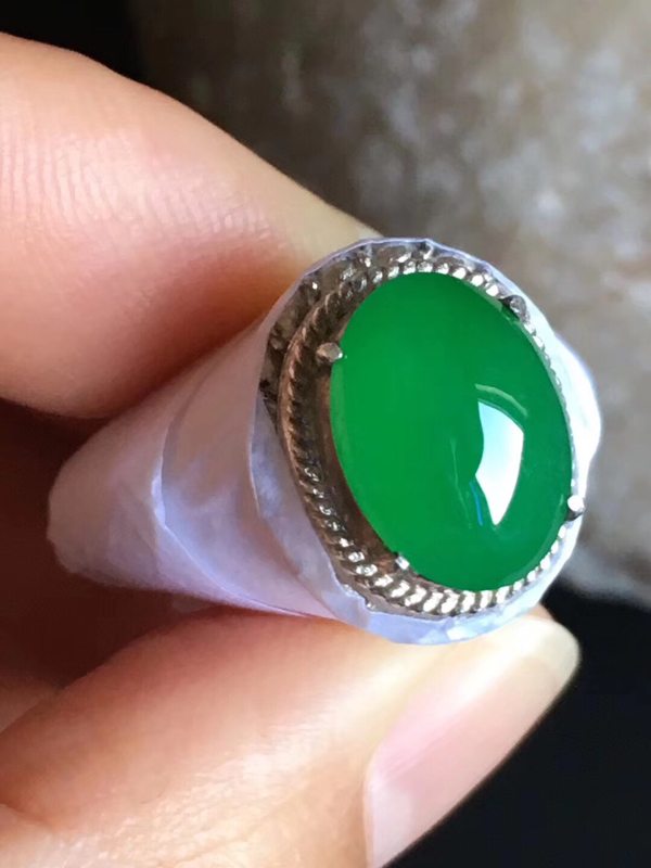 老坑冰种正阳绿色 翡翠戒指11.8-8.7-4.5mm图1