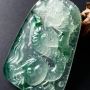 高冰飘花龙牌翡翠吊坠 种老起胶