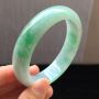 56.6糯冰种果绿色完美翡翠手镯